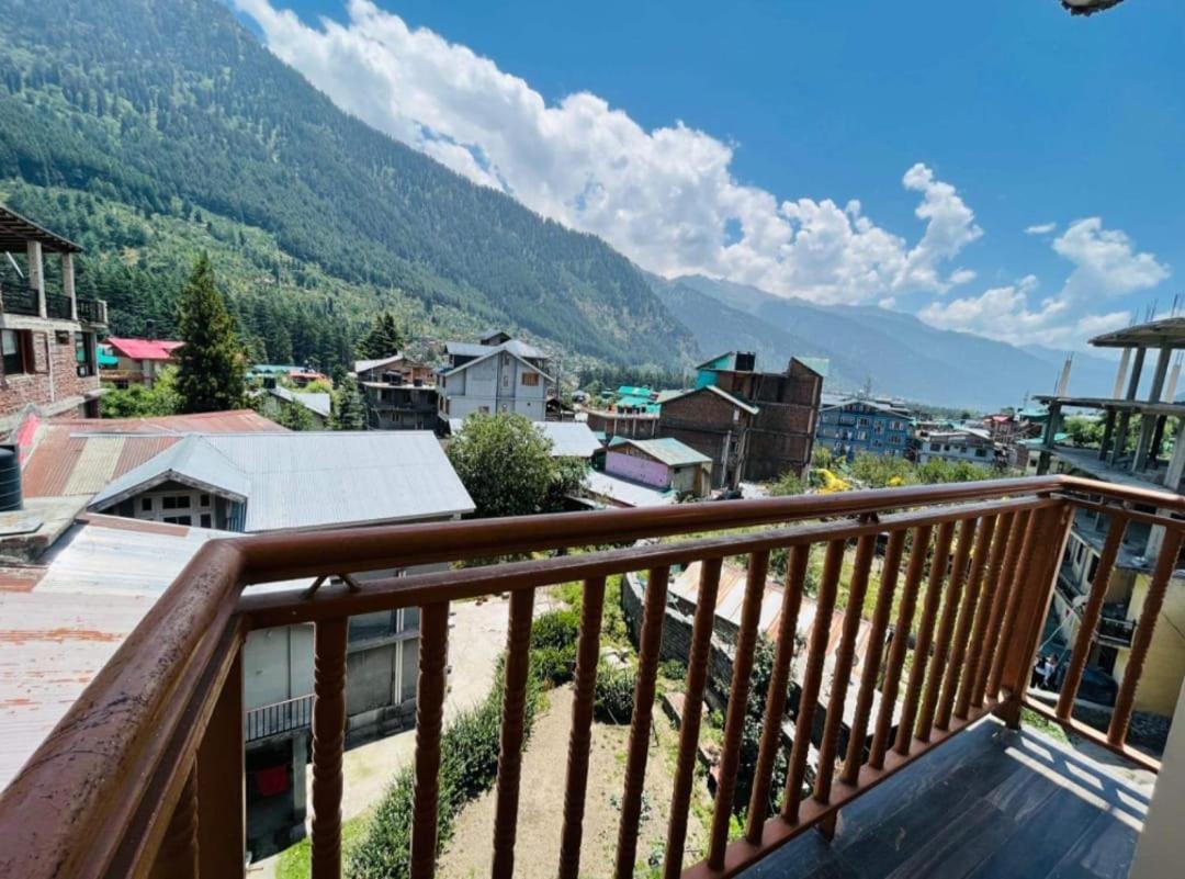 Hotel Hadimba Regency ! Free 4 Wheeler Parking ! Mountain View Rooms ! Near Mall Road Manali Extérieur photo