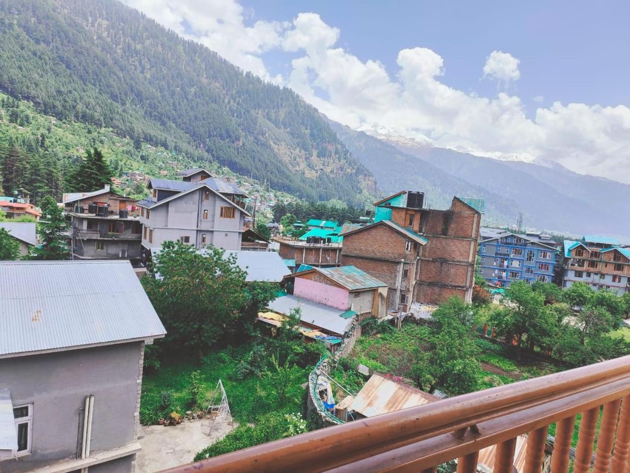 Hotel Hadimba Regency ! Free 4 Wheeler Parking ! Mountain View Rooms ! Near Mall Road Manali Extérieur photo